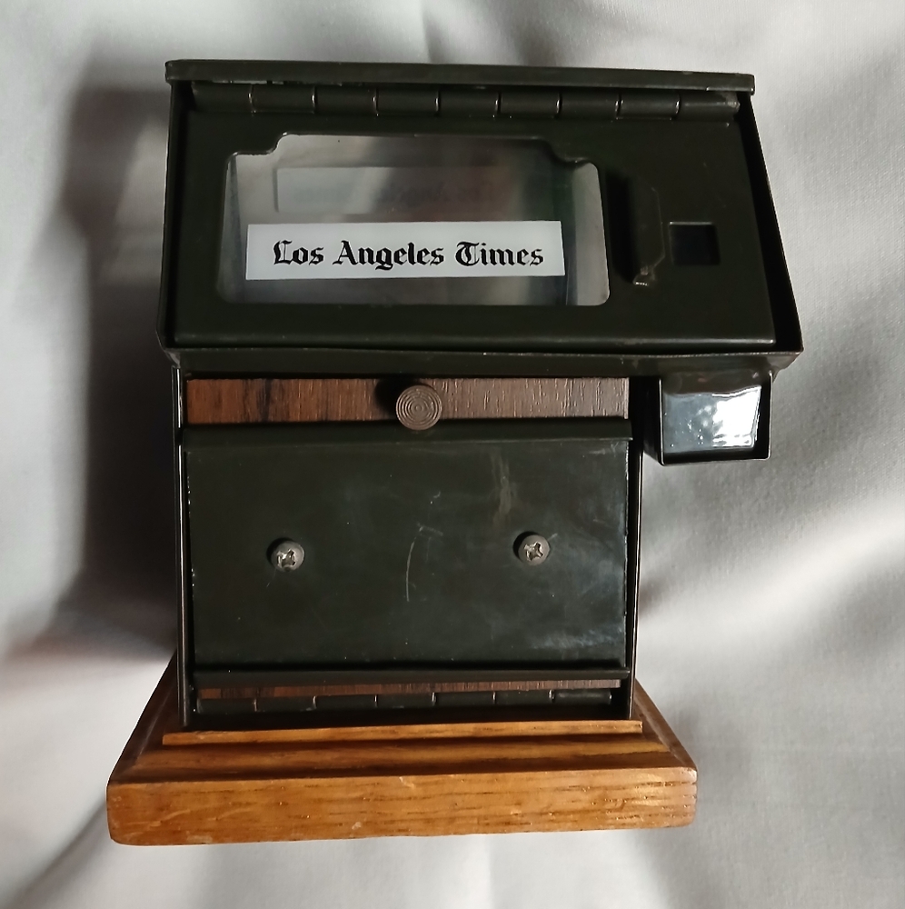 Los Angeles Times vintage vending machine decor